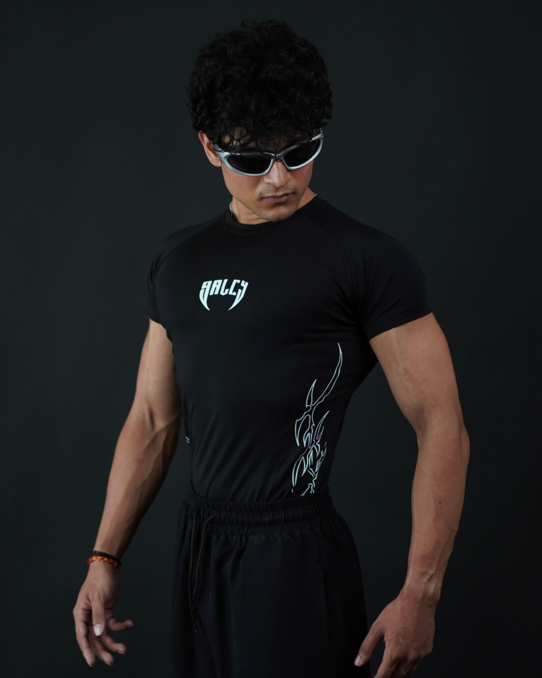 HOLLOW COSMIC  COMPRESSION