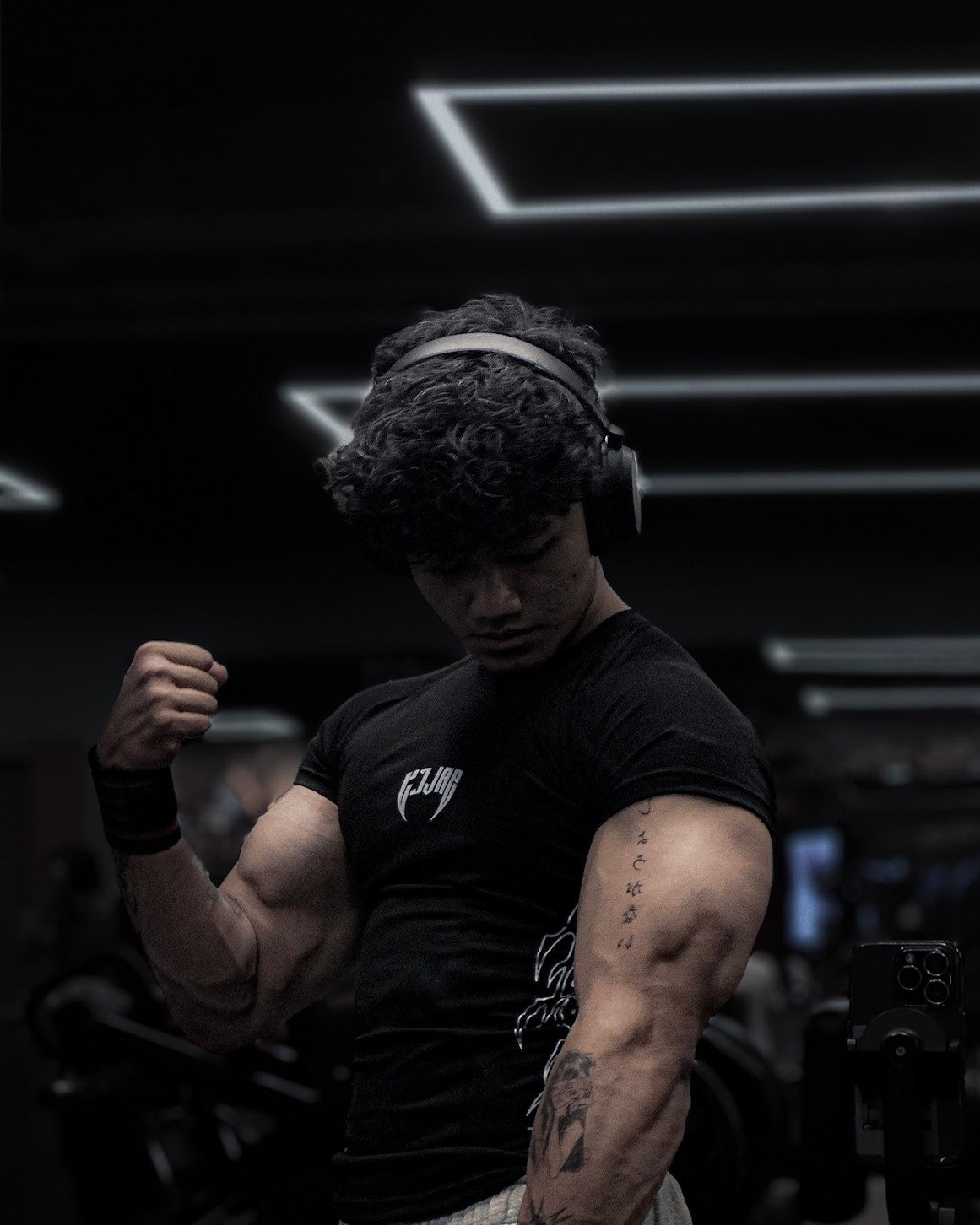 HOLLOW COSMIC  COMPRESSION